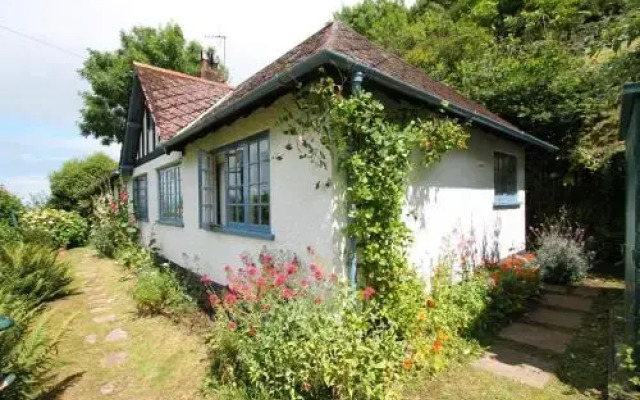 Halsecombe Cottage