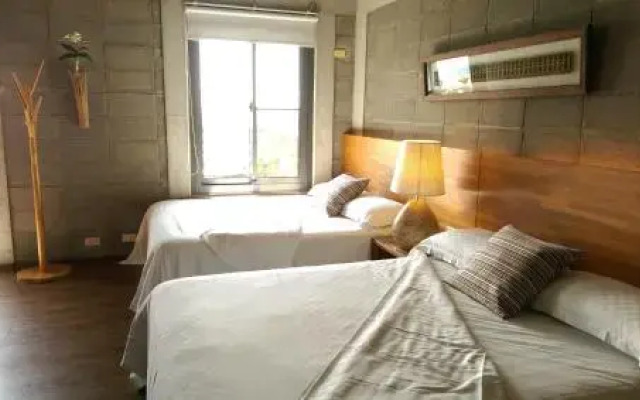 Chuanfan Villa No. 658-1