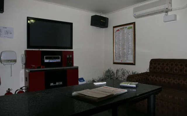 UN Tourist Hotel