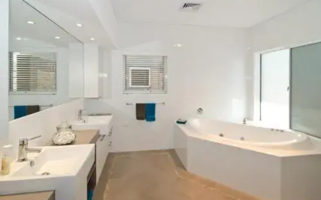 Dunsborough Holiday Homes – 6 Bernier Retreat