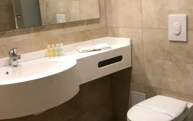 Agora Hotel