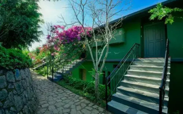 Mountain Trail Resort