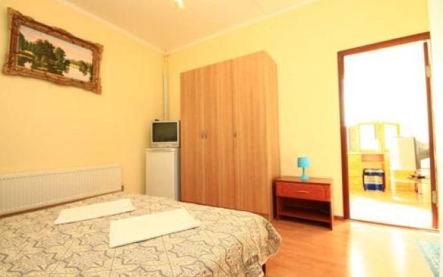 Hotel Bereg Mechti