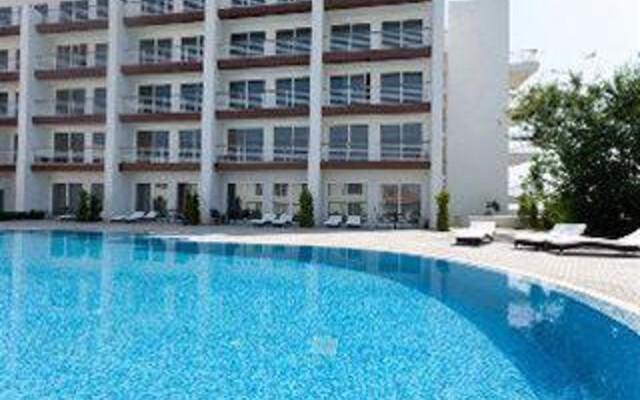 Sea Breeze Residences & Hotel