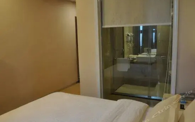 Zhangzhou Lianyi Business Hotel