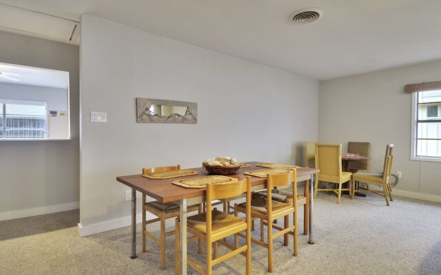 Bermuda Beachfront by RedAwning