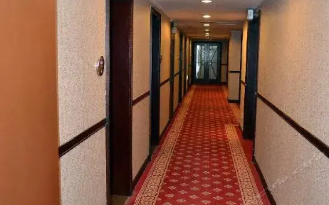 Yijing Hotel