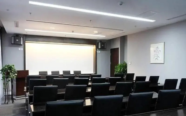 Tianjin Juchuan Lily Hotel