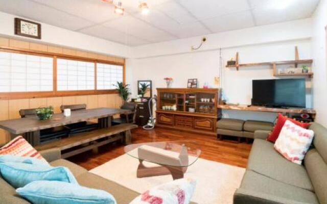 Pension Yellow House