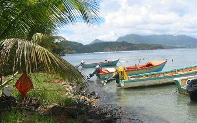 Dominica's Sea View Apartment