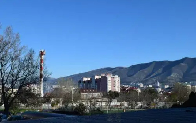 Apartment on mikroraion Parus