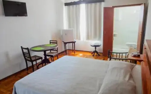 Hotel Colonial