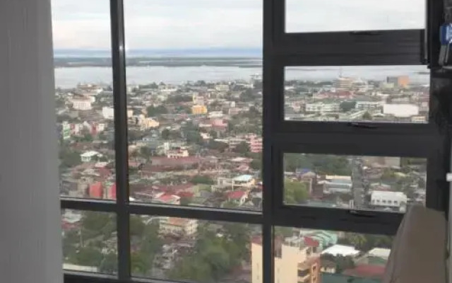 Crown Regency Suites