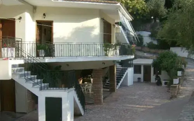 Fountas Studios