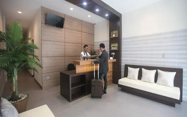 511 Ideal Stay Hotel
