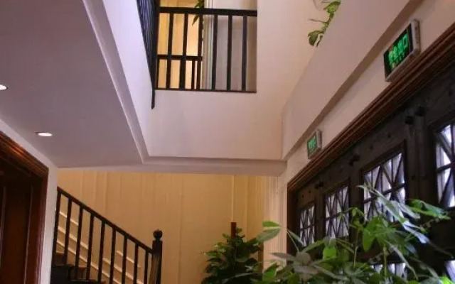 Xinhua Garden Hotel