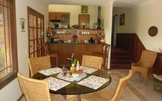 La Lagoon B&B
