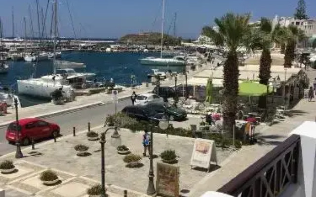 Amalthia Luxury Studios