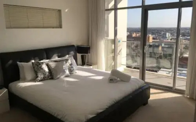 Astra Apartments Perth CBD