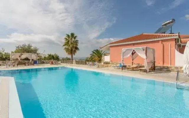 Saint George Hotel & Rooms