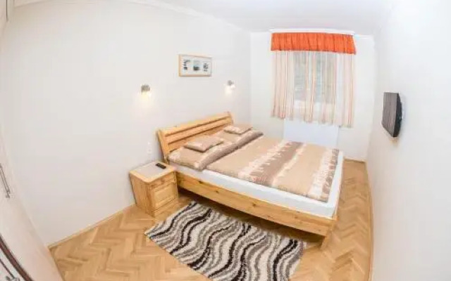 ILLÉS Apartmanok I.