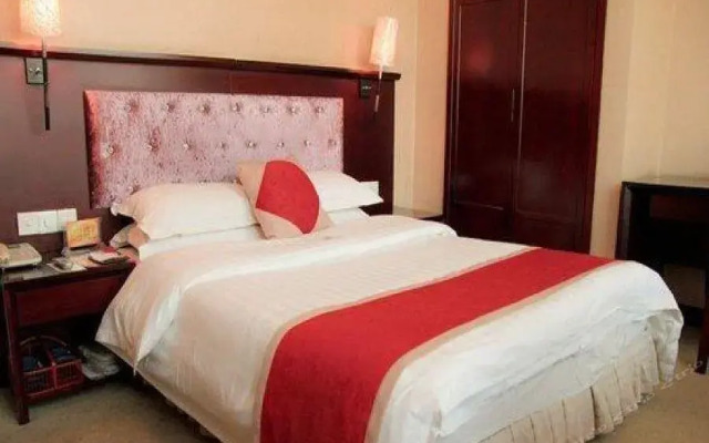Huayu Hotel