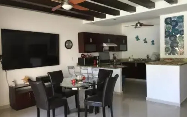 Luxury Poolside Condo