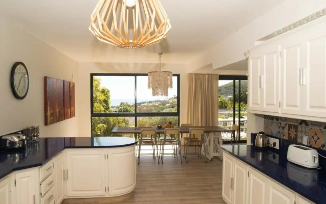 Geneva Drive Villa