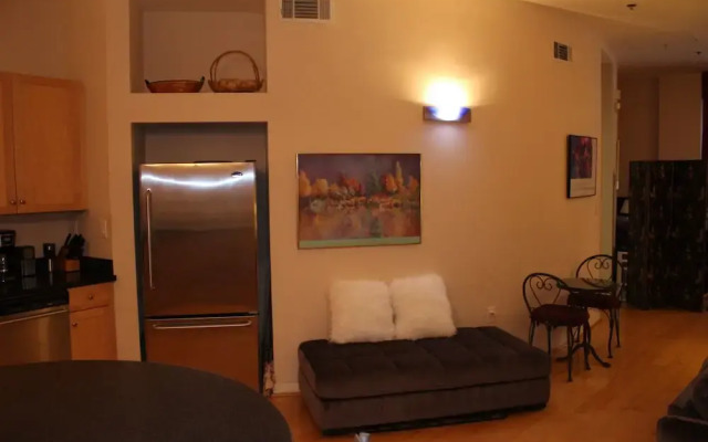 Buckhead 374 By Homecomfortstay