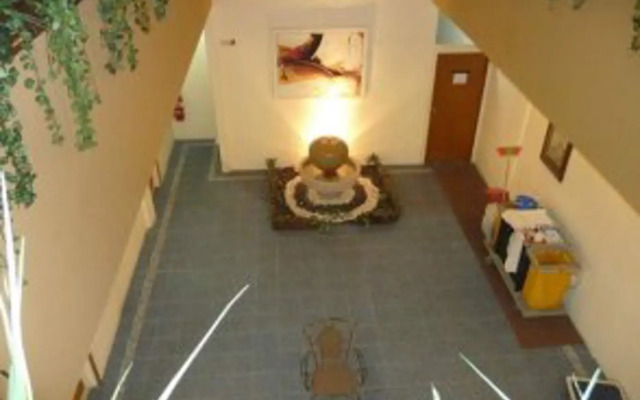 Seasons Boutique Hotel