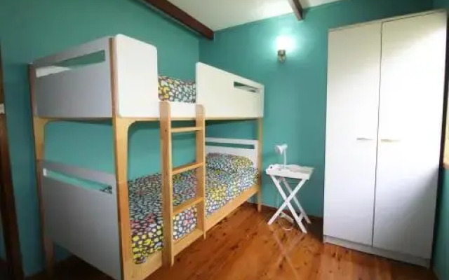 Bally High, 20 Dulconghi Street