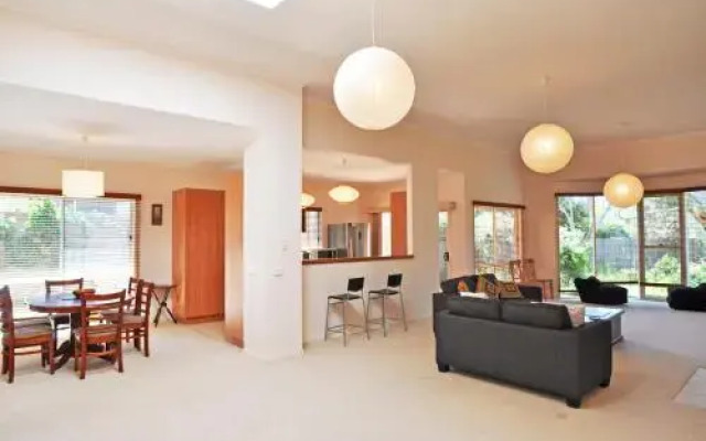 Seaspray - Surf Side