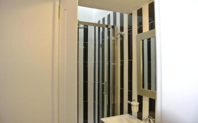 Pantheon Domus Valentino