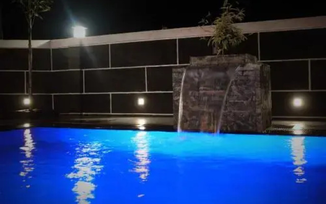 Lakmini Luxury Lodge