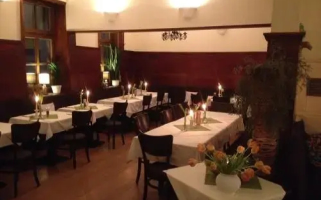 Linde Restaurant & Hotel
