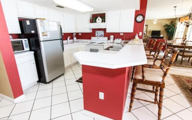 Islander 7008 by RedAwning