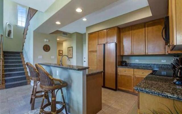 Book your Hawaiian Getaway at the Waikoloa Colony Villas 2406