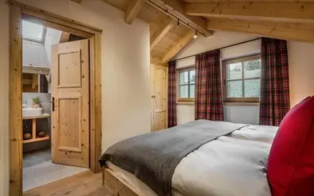 Mountain Chalet Pia