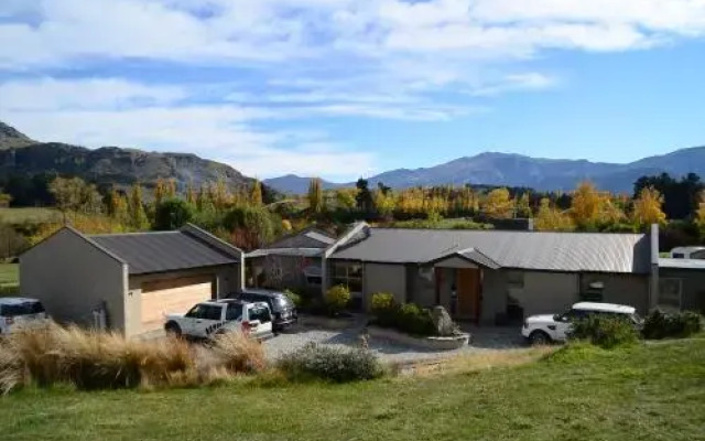 1220 Gibbston Lodge