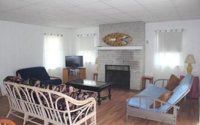 Blue Haven Apartments