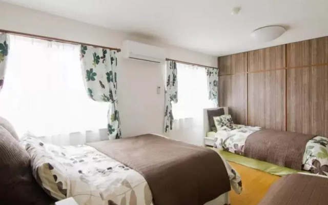 Super Spacious Apt In Shinsaibashi