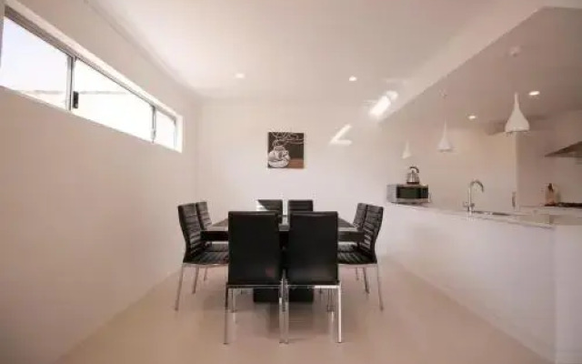 Osborne Park Home (Osborne Park Home)