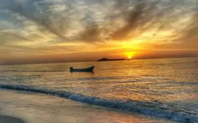 Corotu Guesthouse at Playa Blanca