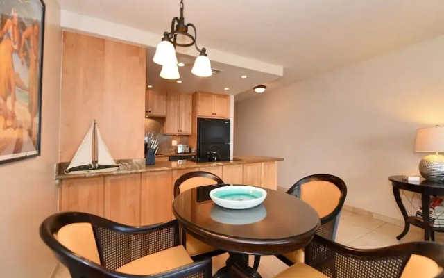 Kahana Reef 103 by RedAwning
