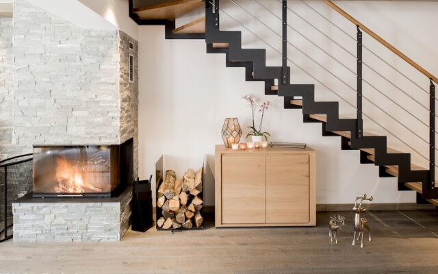 Whistler Lodge by Alpine Resorts