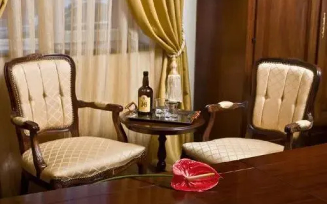 Hotel Maryo