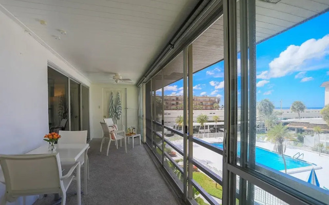 Sarasota 35 - 2 Br Condo