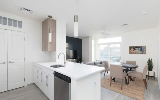 Classic Lower Allston Suites by Sonder