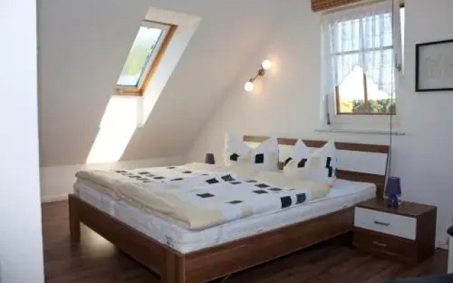 Ferienwohnungen Gartentraum & Sonnenstrahl