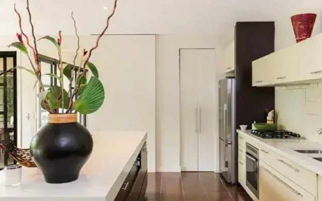 Silky Oaks Oasis - Surf Side